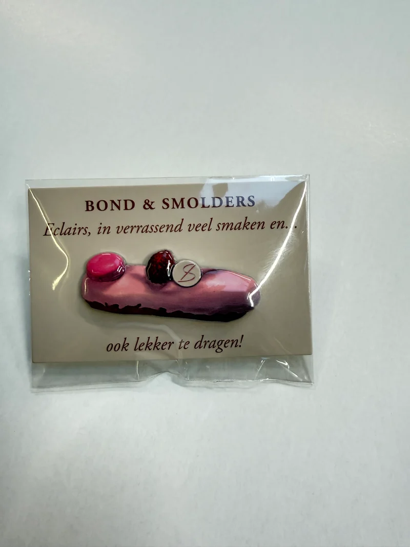 Eclair Pin