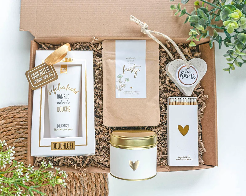 Cadeaupakket - Verjaardagscadeau Voor Haar - Feestje Van Goud
