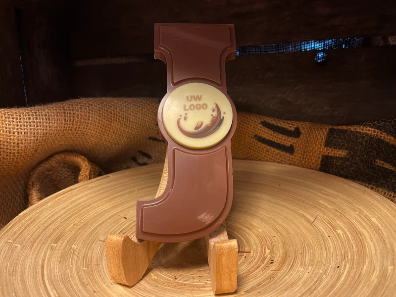 Chocoladeletter J met logo