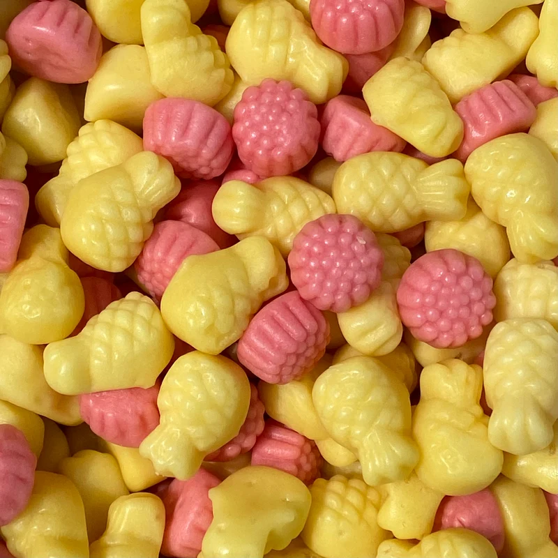 Halal Luchtige Ananasjes En Framboosjes