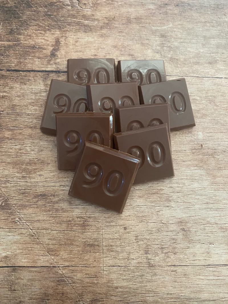 90 jaar / cijfer chocolaatjes 32 stuks