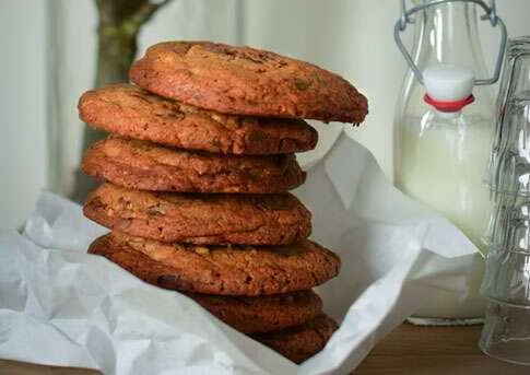 Chocolate Chip Cookie