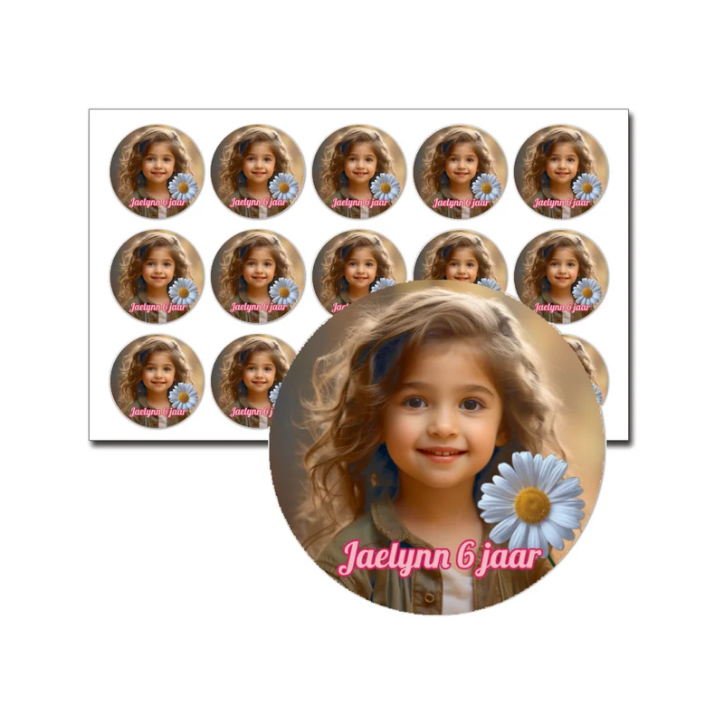 Traktatiestickers met eigen ontwerp of foto - 15 stuks per vel