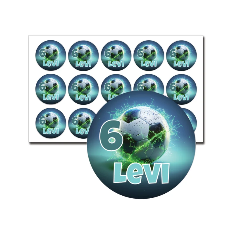 Traktatie stickers voetbal met naam en leeftijd – 15 stuks per vel