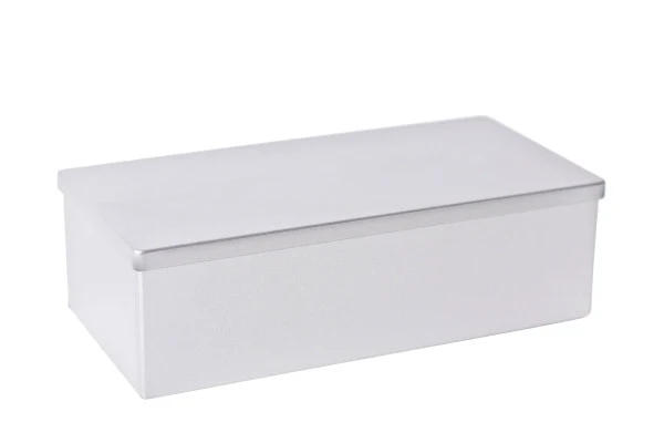 DSE 082 Mat zilveren geschenkblik – Luxe metalen verpakking voor gifts en promotie