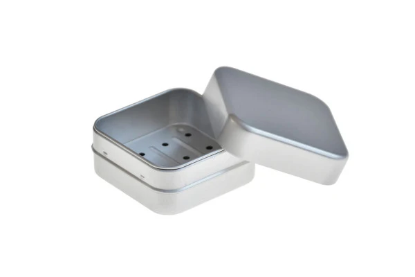 DSS 065 Vierkant Aluminium Zeepdoosje – Zeepblik met Drainage Inzet