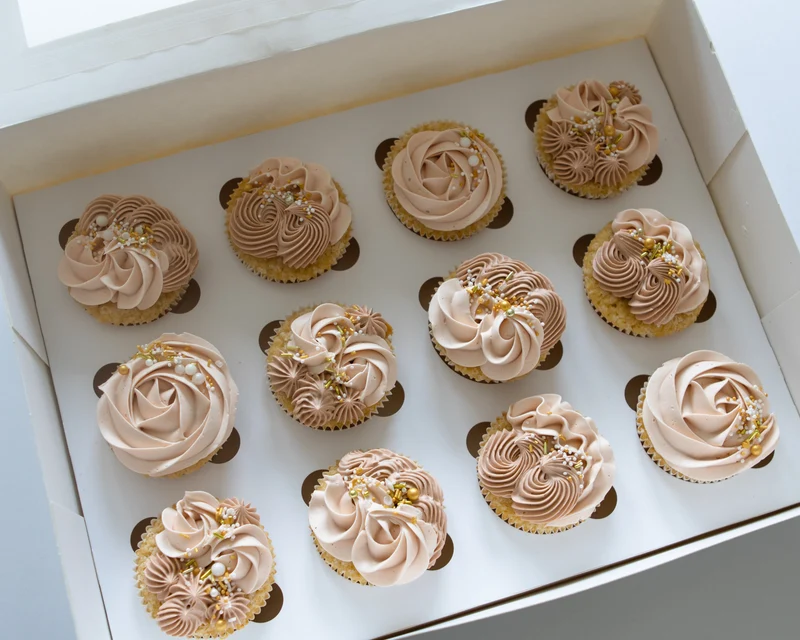 Versierde cupcakes (12 stuks)