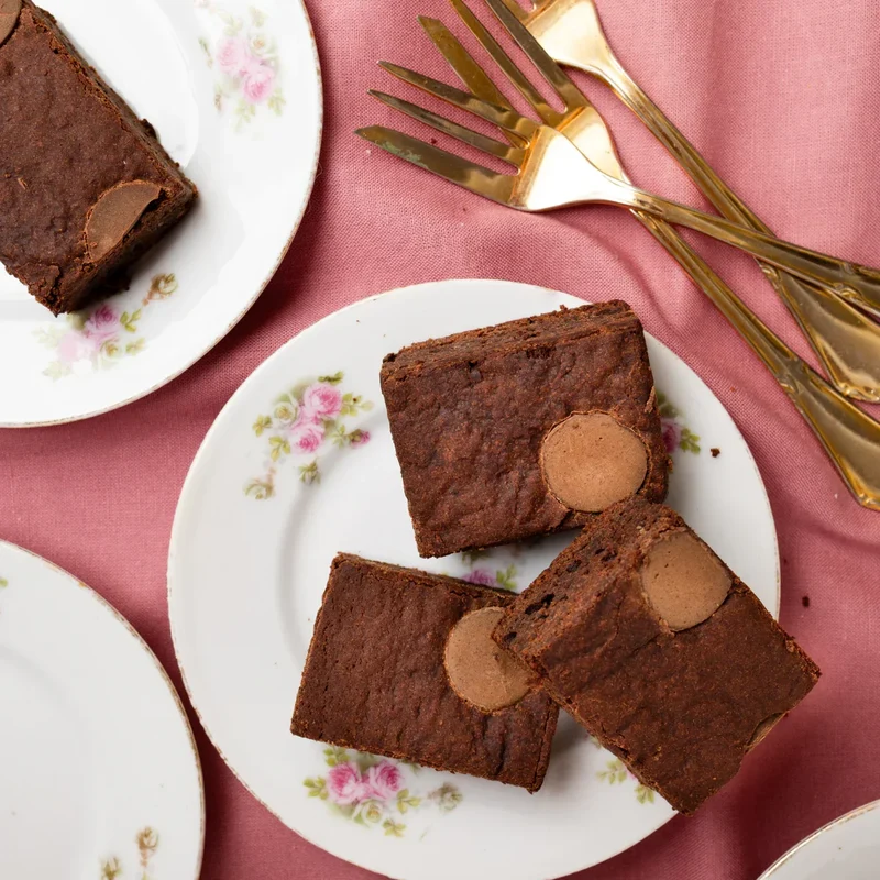 Vegan brownies per post | 8 of 16 stuks