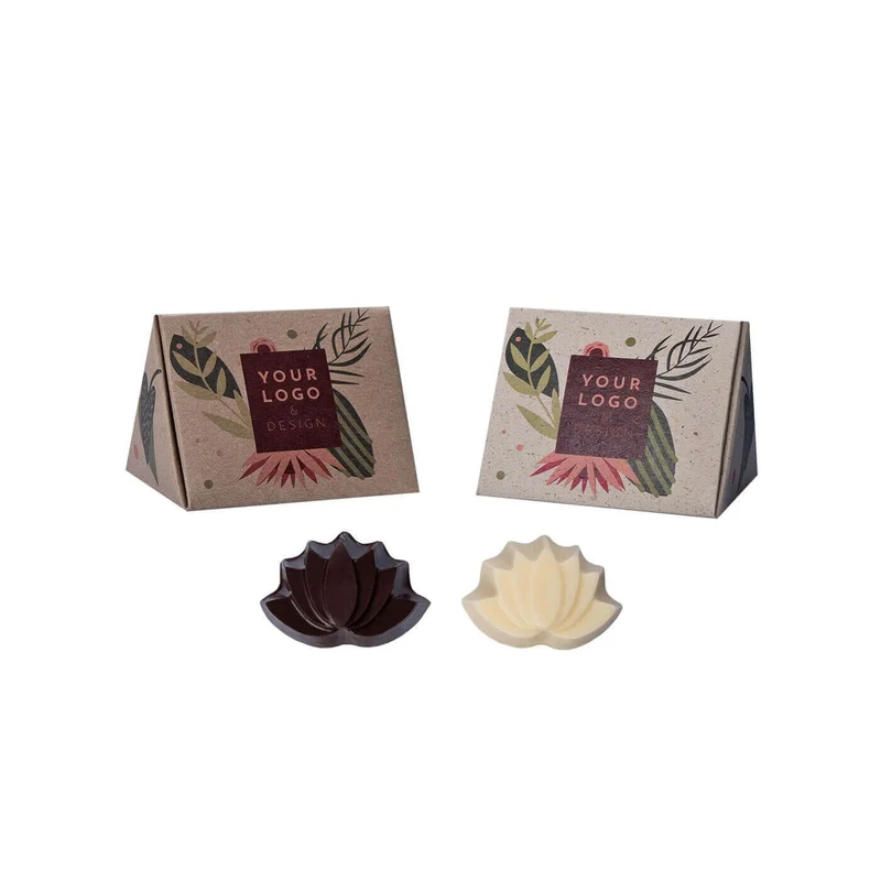Harmony Praline – Luxe Lotusvormige Praline met Natuurlijke Vullingen