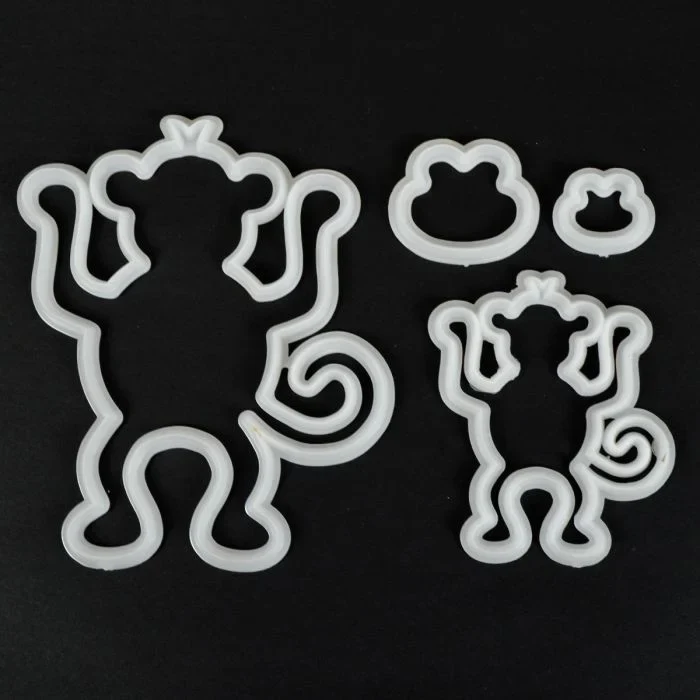 FMM | Mummy and baby monkey cutters (set/4)