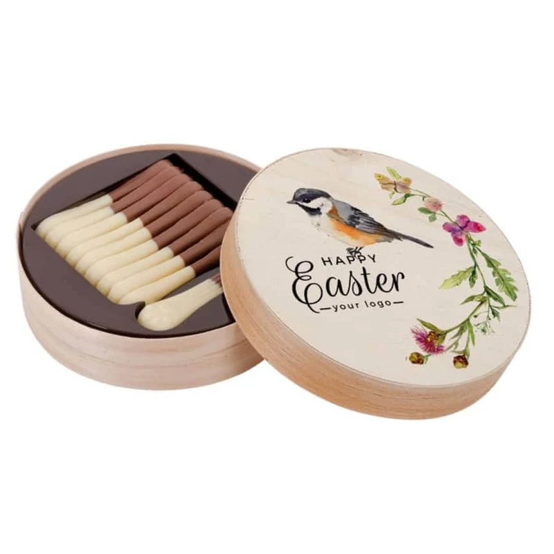 Set of Chocolates Sweet Paws – Een Hartverwarmend Paasgeschenk in Houten Doos